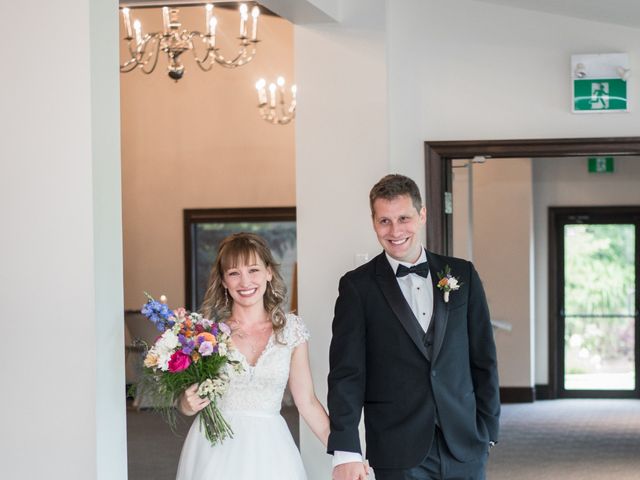 Scott and Taralyn&apos;s wedding in Stratford, Ontario 28
