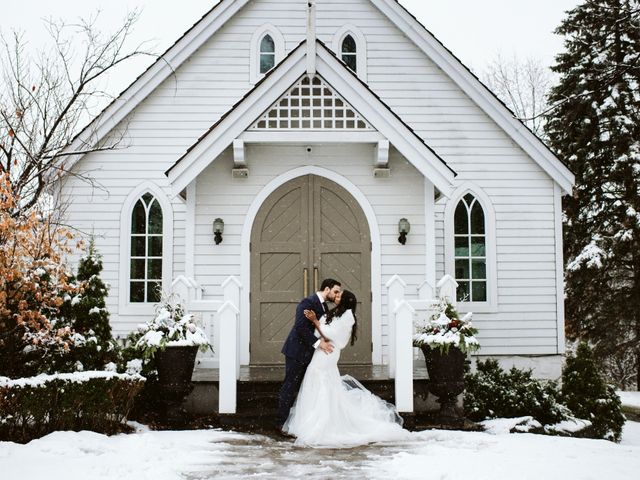 Julian and Sauwmi&apos;s wedding in Kleinburg, Ontario 21