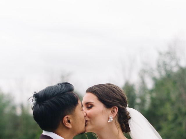Kevin and Nicole&apos;s wedding in Mono, Ontario 16