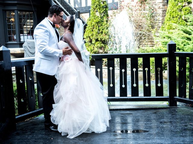 Michael and Alyssa&apos;s wedding in Toronto, Ontario 22