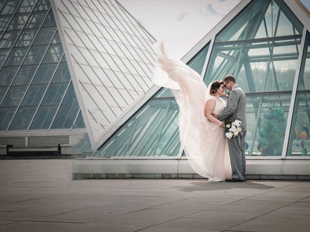 Thomas and Jennifer&apos;s wedding in Edmonton, Alberta 21