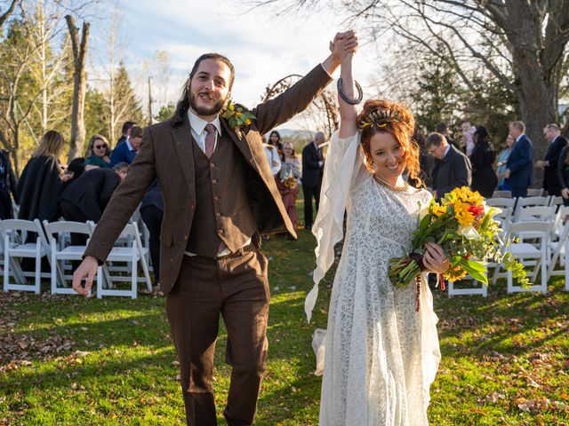 Phil and Amanda&apos;s wedding in Saint-Charles-sur-Richelieu, Quebec 41