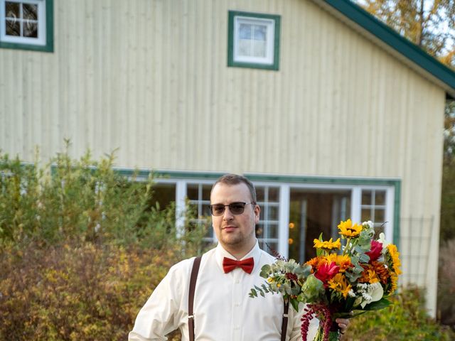 Phil and Amanda&apos;s wedding in Saint-Charles-sur-Richelieu, Quebec 46