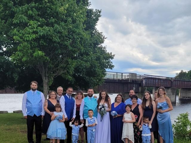 Justin and Jessica's wedding in Woodstock, New Brunswick 16