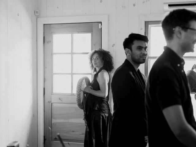 Carlos and Natasha's wedding in La Prairie, Quebec 23