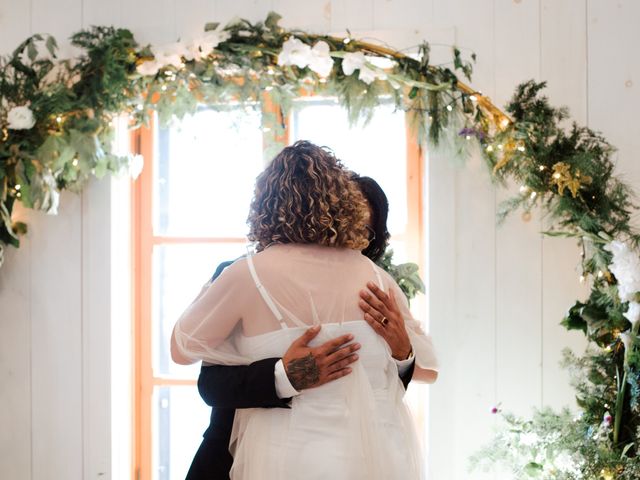Carlos and Natasha's wedding in La Prairie, Quebec 29
