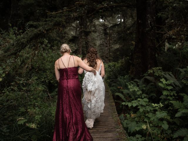 Scott and Brianna&apos;s wedding in Tofino, British Columbia 15
