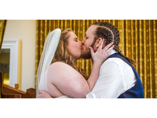 Josh Kotlar and Laura Metcalfe 's wedding in Ancaster, Ontario 3