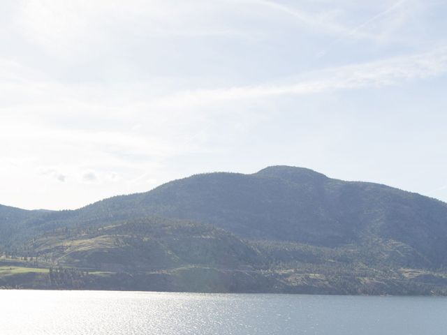 Kira and Nate's wedding in Penticton, British Columbia 3