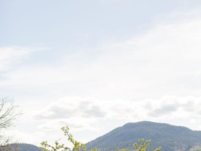 Kira and Nate's wedding in Penticton, British Columbia 24