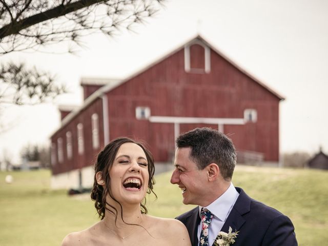 Kyle and Emily&apos;s wedding in Milton, Ontario 3