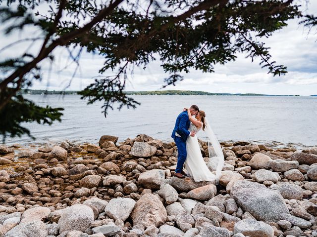 Janelle and Mitch&apos;s wedding in Halifax, Nova Scotia 69