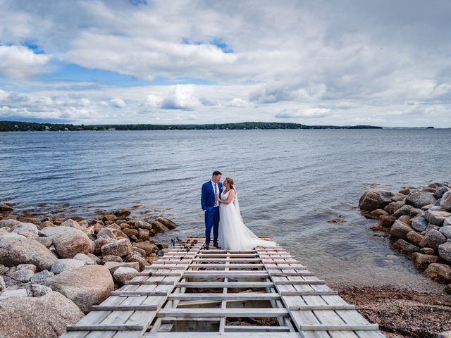 Janelle and Mitch&apos;s wedding in Halifax, Nova Scotia 75