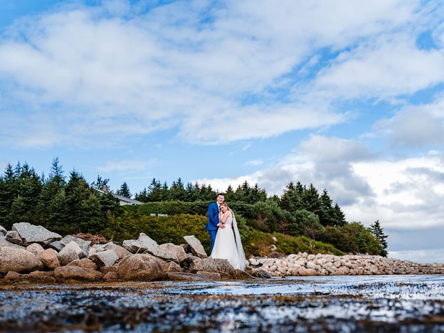 Janelle and Mitch&apos;s wedding in Halifax, Nova Scotia 81
