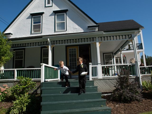 Lee and Kate&apos;s wedding in Hubbards, Nova Scotia 29