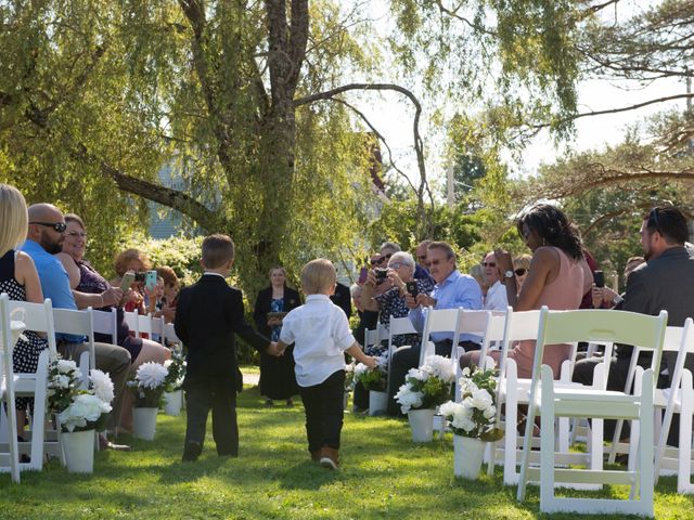 Lee and Kate&apos;s wedding in Hubbards, Nova Scotia 31