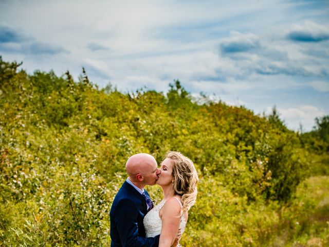 Shaun and Sara&apos;s wedding in Gimli, Manitoba 1