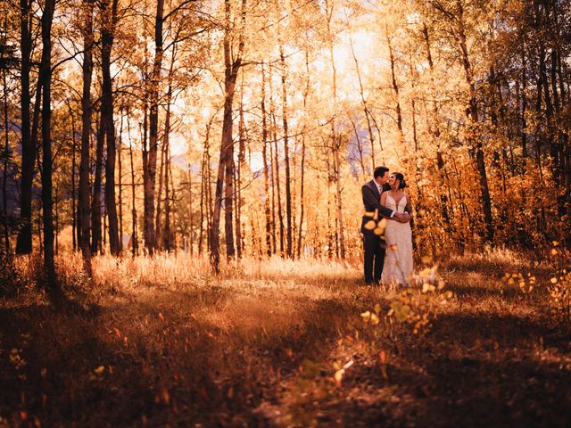 Troy and Jesse&apos;s wedding in Canmore, Alberta 31