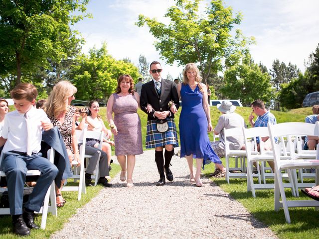 Rachel and Tim&apos;s wedding in Kelowna, British Columbia 9