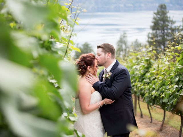 Rachel and Tim&apos;s wedding in Kelowna, British Columbia 53