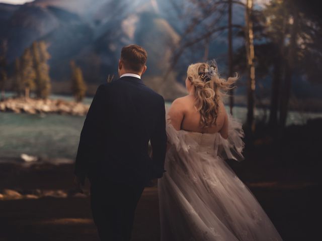 Susan and Dylan&apos;s wedding in Canmore, Alberta 14