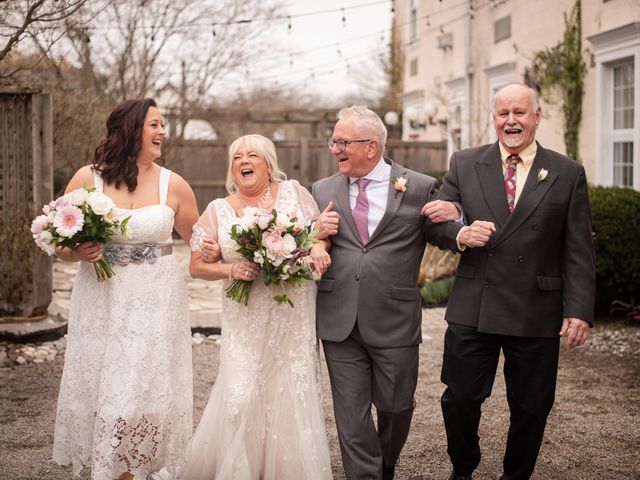 Paul and Lorraine's wedding in Lincoln, Ontario 1