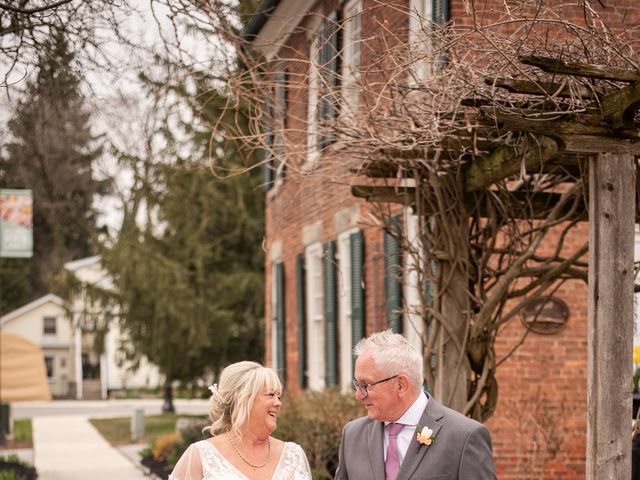 Paul and Lorraine's wedding in Lincoln, Ontario 15