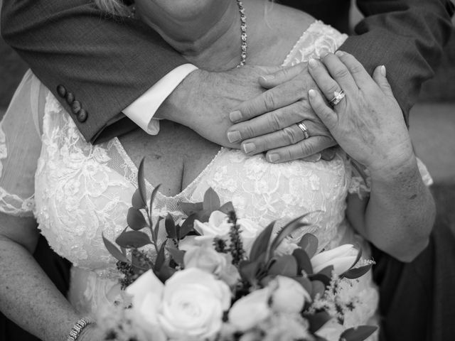 Paul and Lorraine's wedding in Lincoln, Ontario 19
