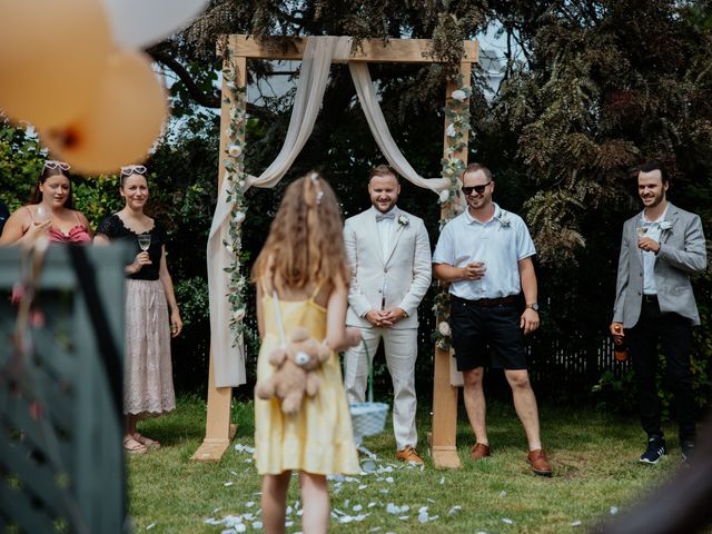 Nick and Sara's wedding in Saint-Eustache, Quebec 9