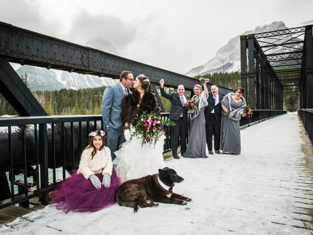 Warren and Elizabeth&apos;s wedding in Canmore, Alberta 29