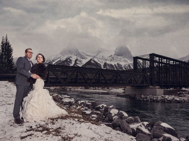 Warren and Elizabeth&apos;s wedding in Canmore, Alberta 35