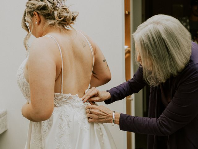 Troy and Jacqueline&apos;s wedding in Furry Creek, British Columbia 17