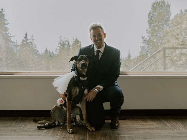 Troy and Jacqueline&apos;s wedding in Furry Creek, British Columbia 30