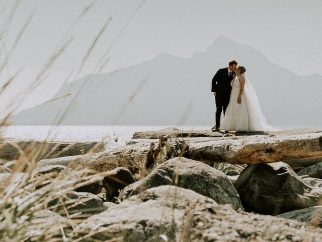 Troy and Jacqueline&apos;s wedding in Furry Creek, British Columbia 74