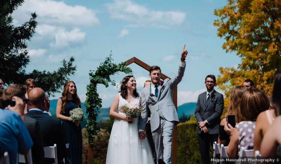 Braeden and Abby's wedding in Cobble Hill, British Columbia