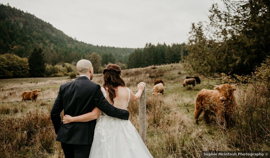 Mason and Ashley's wedding in Cowichan Bay, British Columbia