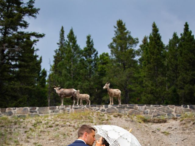 Simon and Lais&apos;s wedding in Banff, Alberta 35