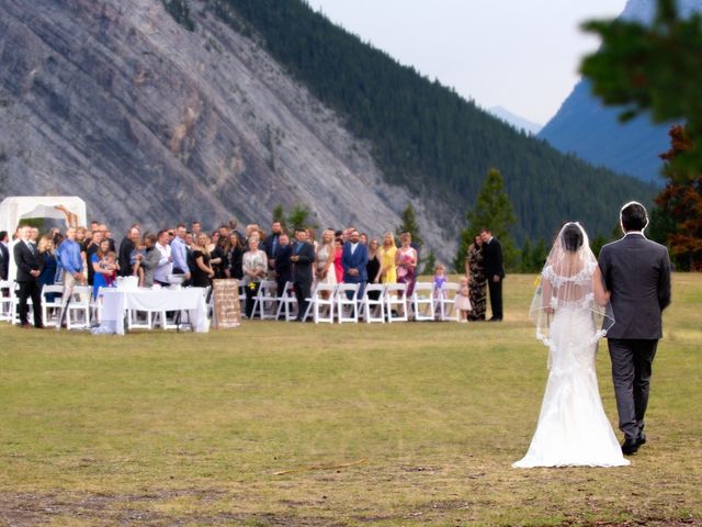 Simon and Lais&apos;s wedding in Banff, Alberta 39