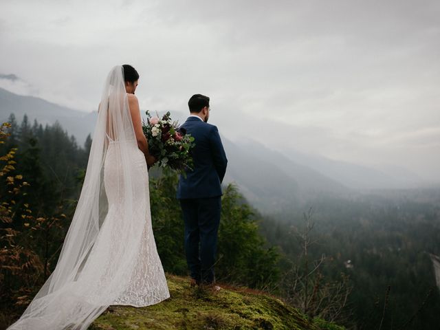 Catalina and Garrett&apos;s wedding in Hope, British Columbia 23