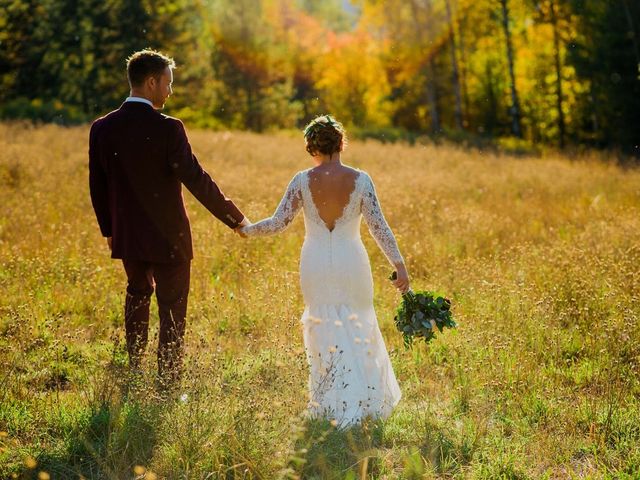 Clayton and Brittany&apos;s wedding in Nelson, British Columbia 26