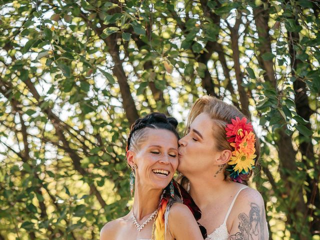 Veronica and Jamie's wedding in Bragg Creek, Alberta 13