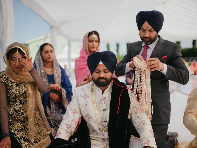 Kathrine and Sukh&apos;s wedding in Vancouver, British Columbia 16