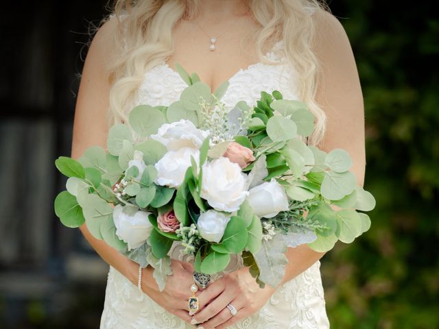 Roman and Joelene's wedding in Ottawa, Ontario 9