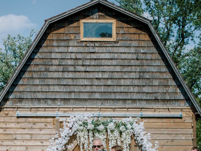 Dexter and Gabby's wedding in Winnipeg, Manitoba 44