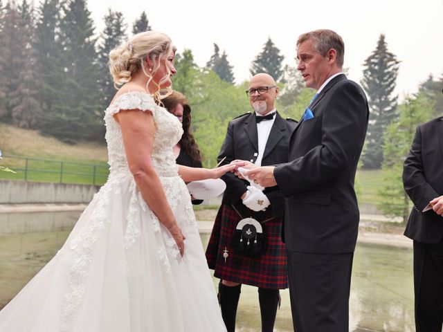 Jason and Lee's wedding in Edmonton, Alberta 8