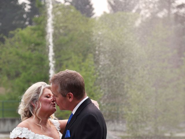 Jason and Lee's wedding in Edmonton, Alberta 9