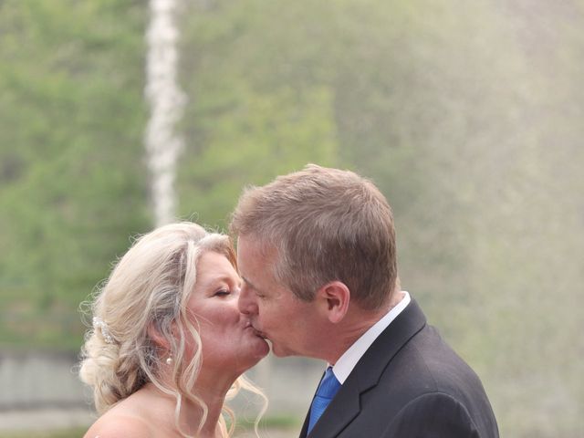 Jason and Lee's wedding in Edmonton, Alberta 10