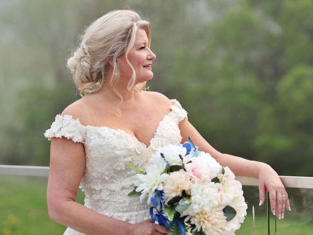 Jason and Lee's wedding in Edmonton, Alberta 15