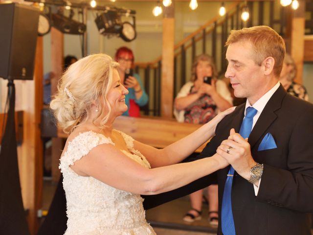 Jason and Lee's wedding in Edmonton, Alberta 20