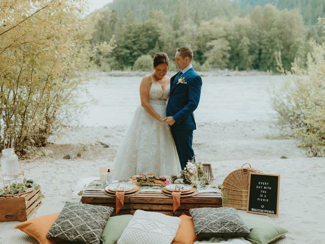 Justin and Aubrie&apos;s wedding in Squamish, British Columbia 2